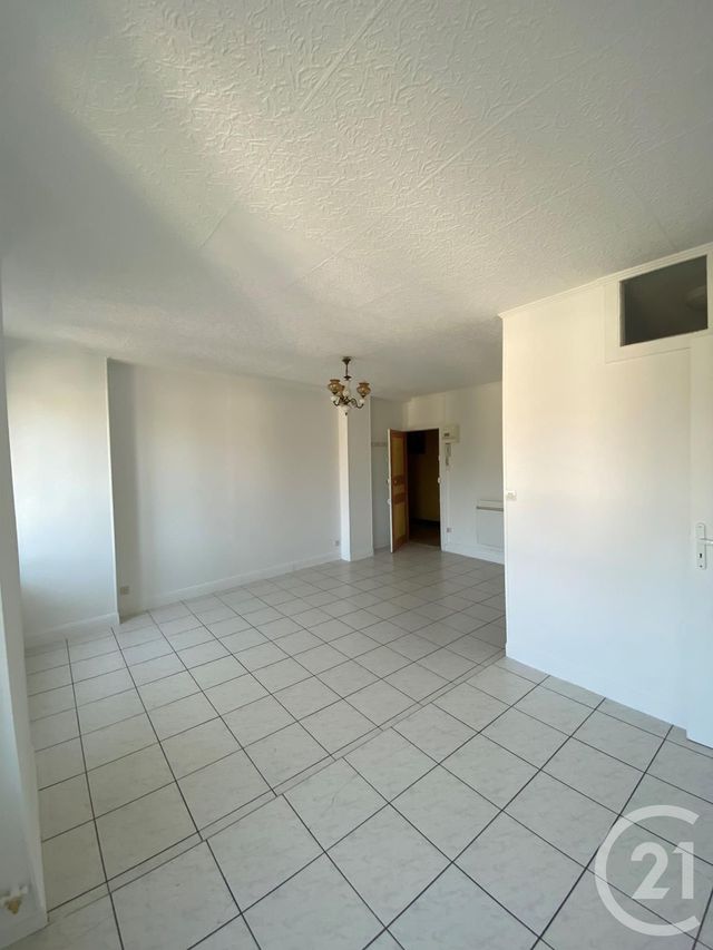 Appartement F2 à louer - 2 pièces - 44.4 m2 - JARNY - 54 - LORRAINE - Century 21 Côté Est Immobilier