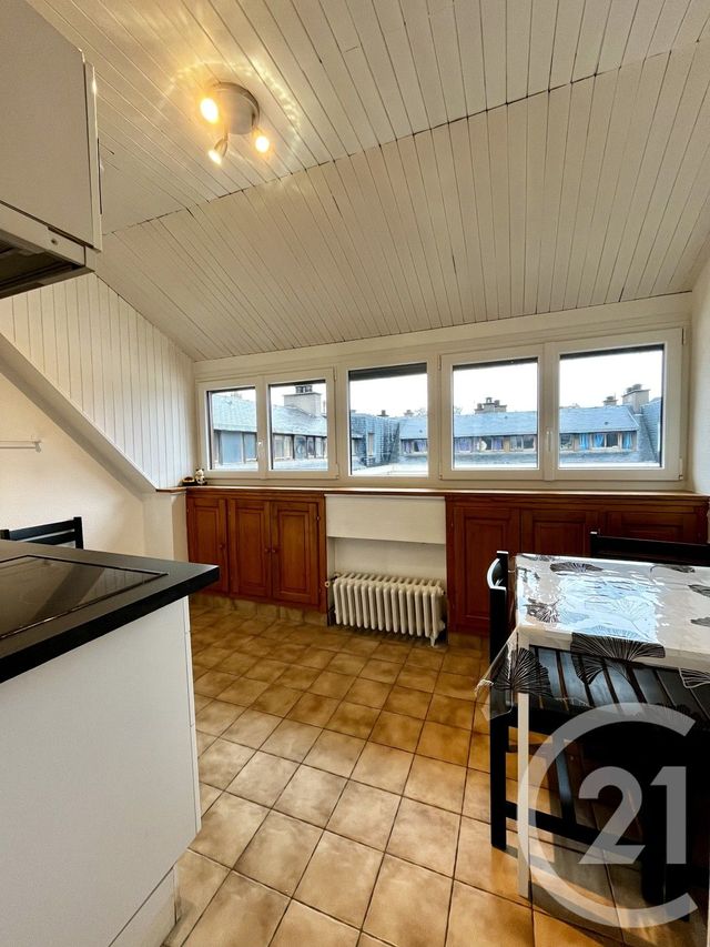 Appartement F1 à louer - 1 pièce - 29.43 m2 - METZ - 57 - LORRAINE - Century 21 Côté Est Immobilier