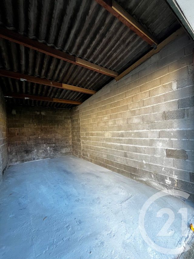 parking à louer - 20.0 m2 - ST JULIEN LES METZ - 57 - LORRAINE - Century 21 Côté Est Immobilier