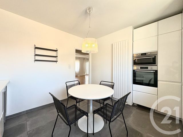 Appartement F6 à louer - 6 pièces - 159.35 m2 - METZ - 57 - LORRAINE - Century 21 Côté Est Immobilier
