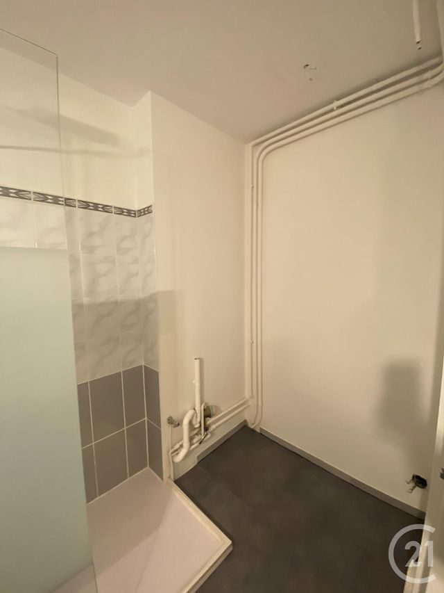 Appartement F3 à louer - 3 pièces - 60.55 m2 - METZ - 57 - LORRAINE - Century 21 Côté Est Immobilier