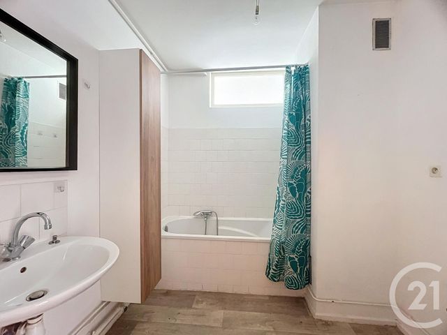 Appartement F2 à louer - 2 pièces - 44.85 m2 - METZ - 57 - LORRAINE - Century 21 Côté Est Immobilier