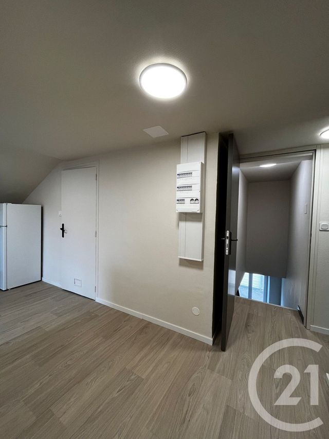 Appartement F3 à louer - 3 pièces - 69.21 m2 - PAGNY SUR MOSELLE - 54 - LORRAINE - Century 21 Côté Est Immobilier