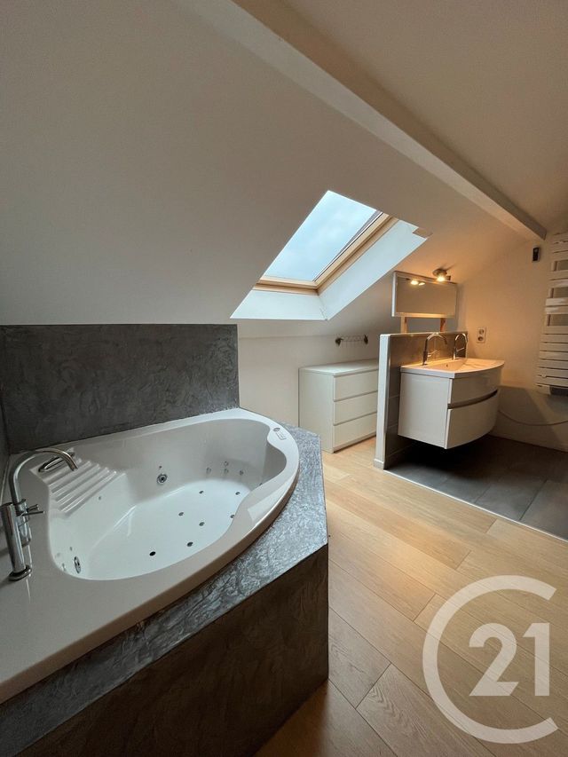 maison à louer - 6 pièces - 153.0 m2 - VANTOUX - 57 - LORRAINE - Century 21 Côté Est Immobilier