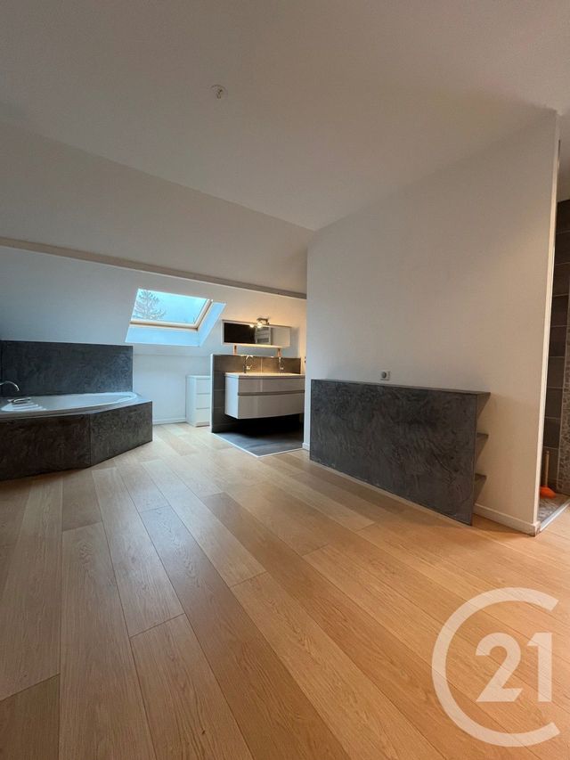 maison à louer - 6 pièces - 153.0 m2 - VANTOUX - 57 - LORRAINE - Century 21 Côté Est Immobilier