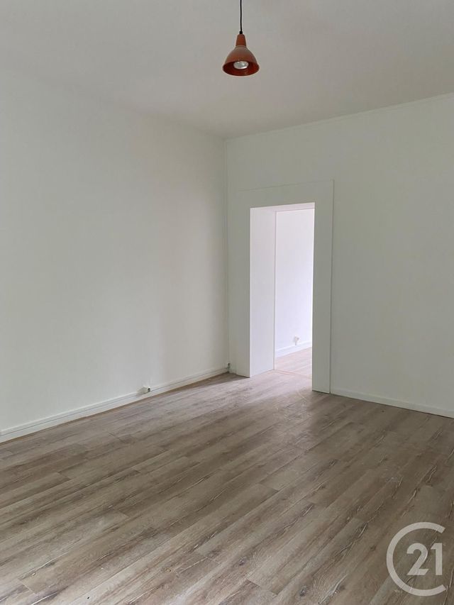 Appartement F3 à louer - 3 pièces - 79.51 m2 - JOEUF - 54 - LORRAINE - Century 21 Côté Est Immobilier