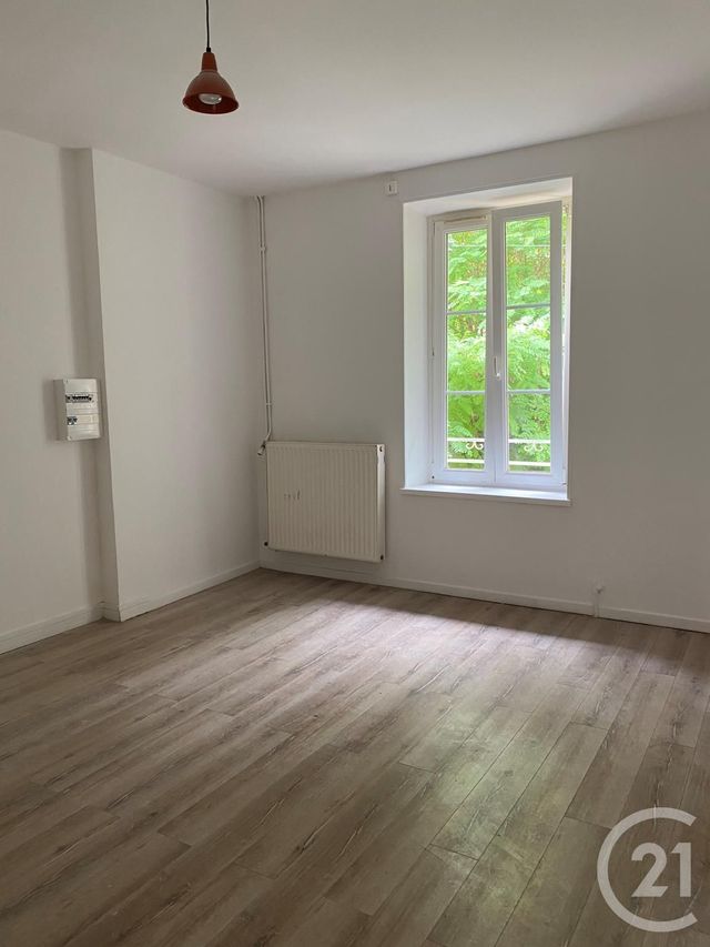 Appartement F3 à louer - 3 pièces - 79.51 m2 - JOEUF - 54 - LORRAINE - Century 21 Côté Est Immobilier