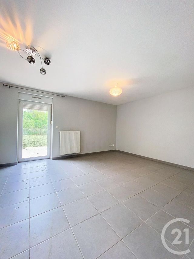 Appartement F3 à louer - 3 pièces - 67.04 m2 - NORROY LE VENEUR - 57 - LORRAINE - Century 21 Côté Est Immobilier