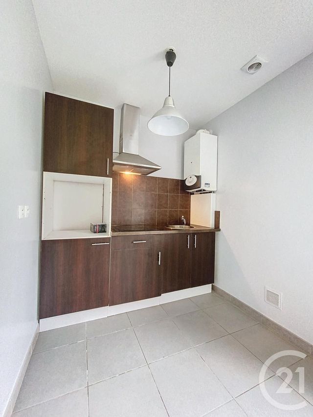 Appartement F3 à louer - 3 pièces - 67.04 m2 - NORROY LE VENEUR - 57 - LORRAINE - Century 21 Côté Est Immobilier