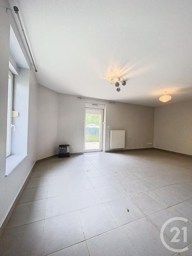 Appartement F3 à louer - 3 pièces - 67.04 m2 - NORROY LE VENEUR - 57 - LORRAINE - Century 21 Côté Est Immobilier