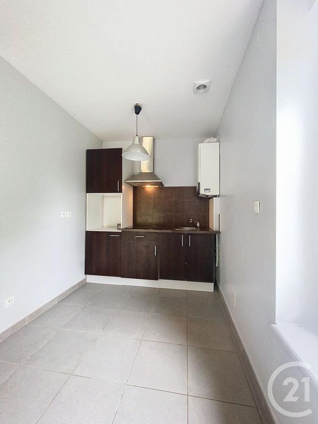 Appartement F3 à louer - 3 pièces - 67.04 m2 - NORROY LE VENEUR - 57 - LORRAINE - Century 21 Côté Est Immobilier