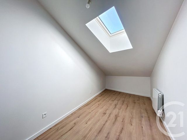 Appartement F3 à louer - 3 pièces - 51.7 m2 - COURCELLES CHAUSSY - 57 - LORRAINE - Century 21 Côté Est Immobilier