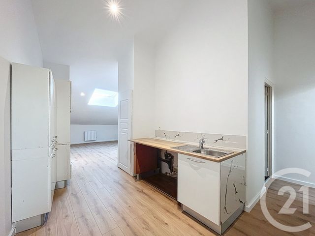 Appartement F3 à louer - 3 pièces - 51.7 m2 - COURCELLES CHAUSSY - 57 - LORRAINE - Century 21 Côté Est Immobilier