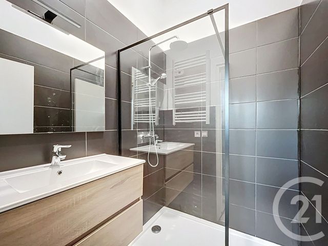 Appartement F3 à louer - 3 pièces - 51.7 m2 - COURCELLES CHAUSSY - 57 - LORRAINE - Century 21 Côté Est Immobilier