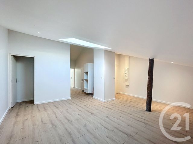 Appartement F3 à louer - 3 pièces - 51.7 m2 - COURCELLES CHAUSSY - 57 - LORRAINE - Century 21 Côté Est Immobilier