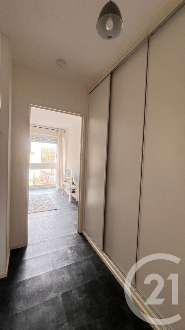 Appartement F1 à louer - 1 pièce - 22.96 m2 - METZ - 57 - LORRAINE - Century 21 Côté Est Immobilier