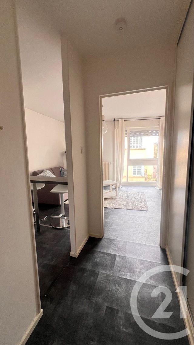 Appartement F1 à louer - 1 pièce - 22.96 m2 - METZ - 57 - LORRAINE - Century 21 Côté Est Immobilier