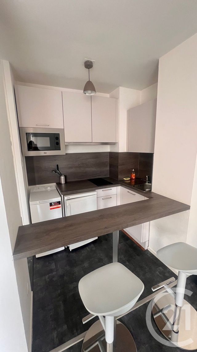 Appartement F1 à louer - 1 pièce - 22.96 m2 - METZ - 57 - LORRAINE - Century 21 Côté Est Immobilier