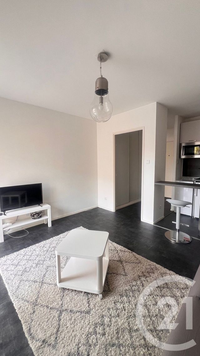 Appartement F1 à louer - 1 pièce - 22.96 m2 - METZ - 57 - LORRAINE - Century 21 Côté Est Immobilier