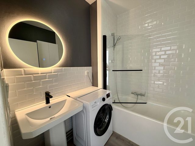 Appartement F2 à louer - 2 pièces - 41.97 m2 - METZ - 57 - LORRAINE - Century 21 Côté Est Immobilier