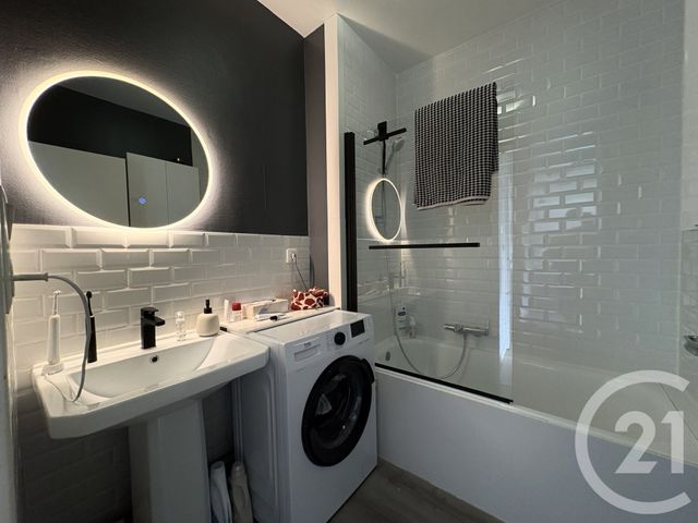 Appartement F2 à louer - 2 pièces - 41.97 m2 - METZ - 57 - LORRAINE - Century 21 Côté Est Immobilier