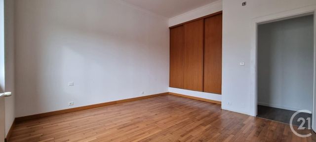Appartement F3 à louer - 3 pièces - 82.58 m2 - MOULINS LES METZ - 57 - LORRAINE - Century 21 Côté Est Immobilier