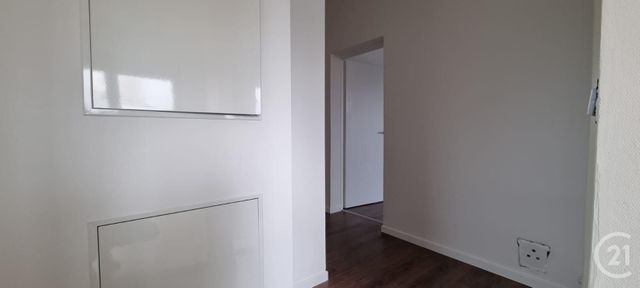 Appartement F3 à louer - 3 pièces - 82.58 m2 - MOULINS LES METZ - 57 - LORRAINE - Century 21 Côté Est Immobilier