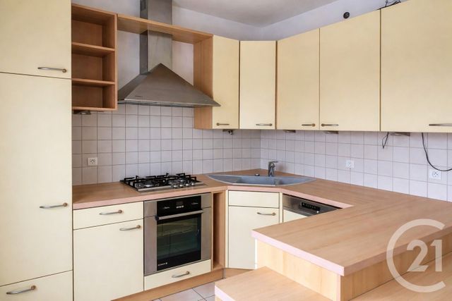 Appartement F3 à louer - 3 pièces - 82.58 m2 - MOULINS LES METZ - 57 - LORRAINE - Century 21 Côté Est Immobilier