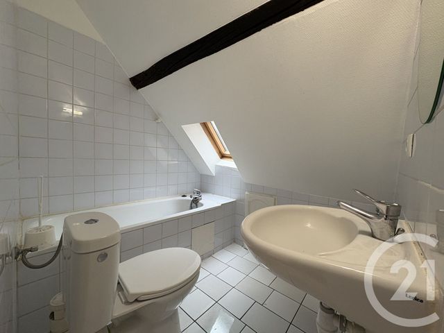 Appartement F1 à louer - 1 pièce - 23.27 m2 - METZ - 57 - LORRAINE - Century 21 Côté Est Immobilier