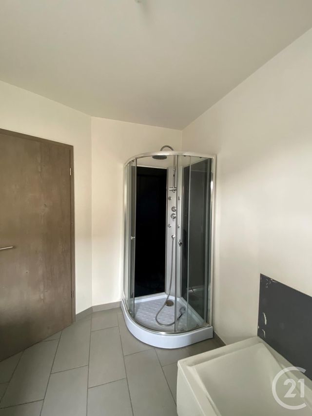 Appartement F3 à louer - 2 pièces - 55.56 m2 - THIONVILLE - 57 - LORRAINE - Century 21 Côté Est Immobilier