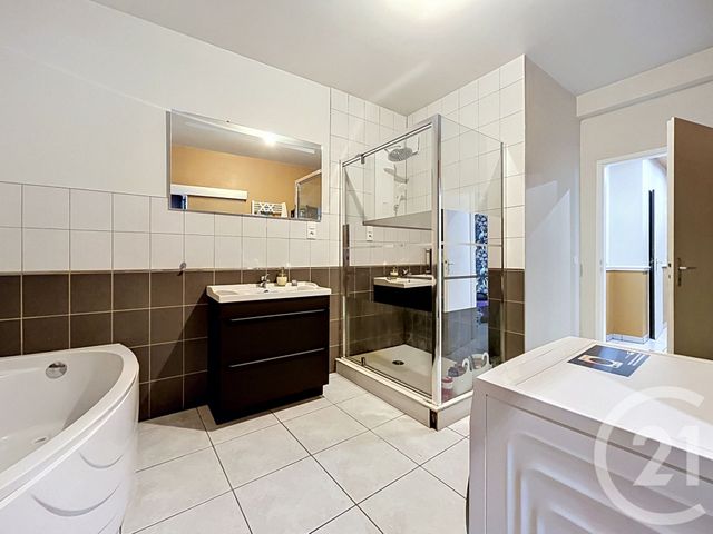 Appartement à vendre - 4 pièces - 86.1 m2 - RETONFEY - 57 - LORRAINE - Century 21 Côté Est Immobilier