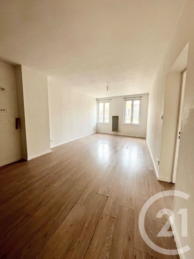 Appartement F3 à louer - 3 pièces - 59.91 m2 - METZ - 57 - LORRAINE - Century 21 Côté Est Immobilier