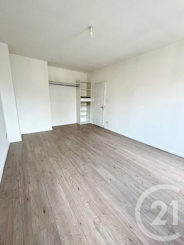 Appartement F3 à louer - 3 pièces - 59.91 m2 - METZ - 57 - LORRAINE - Century 21 Côté Est Immobilier