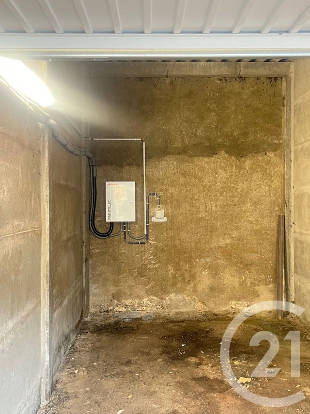 parking à louer - 15.0 m2 - METZ - 57 - LORRAINE - Century 21 Côté Est Immobilier