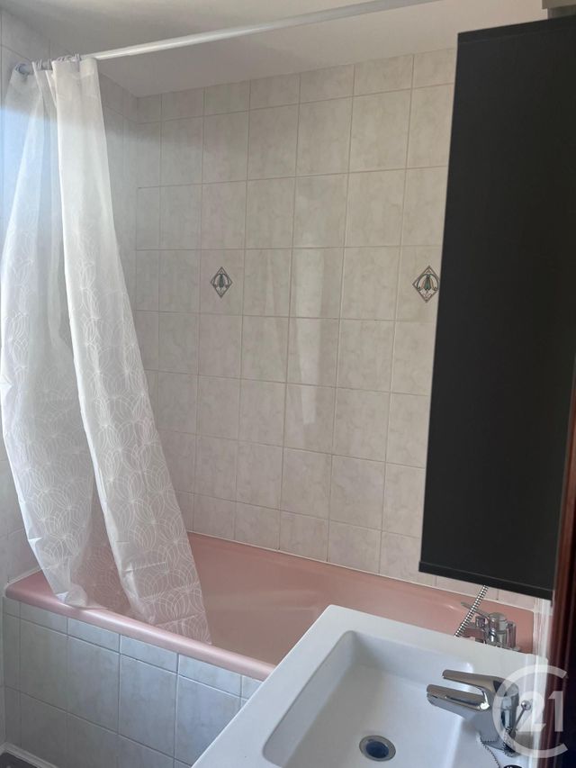 Appartement F2 à louer - 2 pièces - 27.6 m2 - METZ - 57 - LORRAINE - Century 21 Côté Est Immobilier
