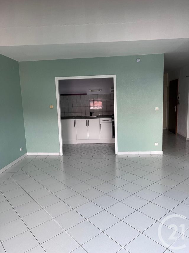 Appartement F3 à louer - 3 pièces - 73.06 m2 - ST JULIEN LES METZ - 57 - LORRAINE - Century 21 Côté Est Immobilier