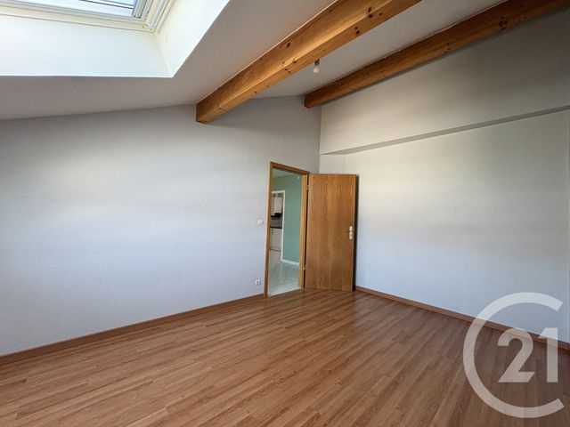 Appartement F3 à louer - 3 pièces - 73.06 m2 - ST JULIEN LES METZ - 57 - LORRAINE - Century 21 Côté Est Immobilier