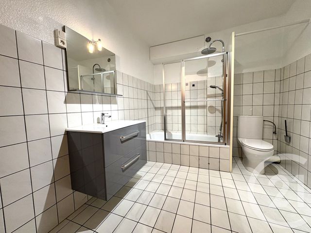Appartement F3 à louer - 3 pièces - 73.06 m2 - ST JULIEN LES METZ - 57 - LORRAINE - Century 21 Côté Est Immobilier