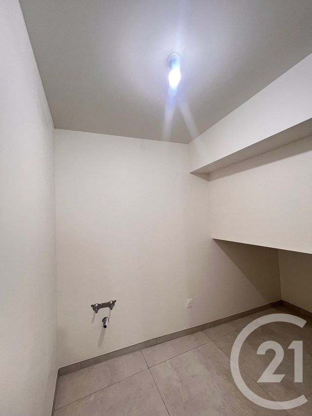 commerce à louer - 61.17 m2 - BOULAY MOSELLE - 57 - LORRAINE - Century 21 Côté Est Immobilier