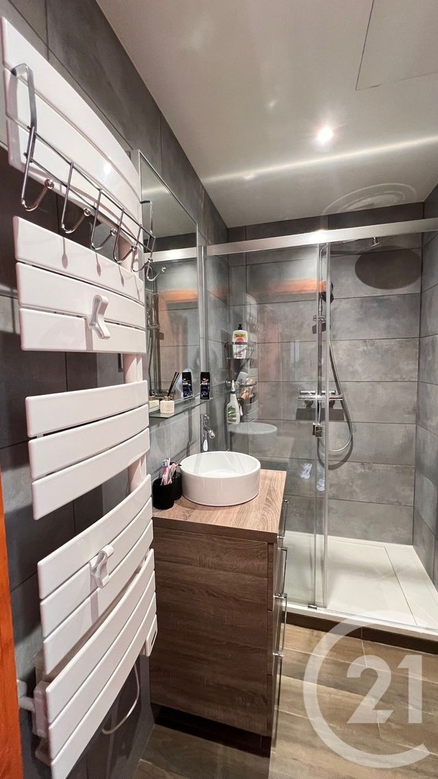 Appartement F3 à louer - 3 pièces - 67.69 m2 - METZ - 57 - LORRAINE - Century 21 Côté Est Immobilier