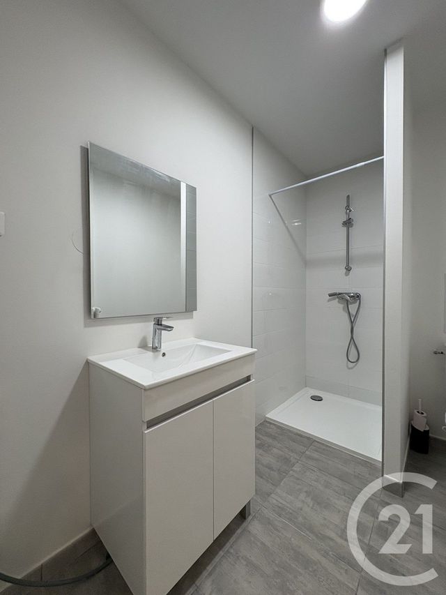 Appartement F2 à louer - 2 pièces - 40.0 m2 - METZ - 57 - LORRAINE - Century 21 Côté Est Immobilier
