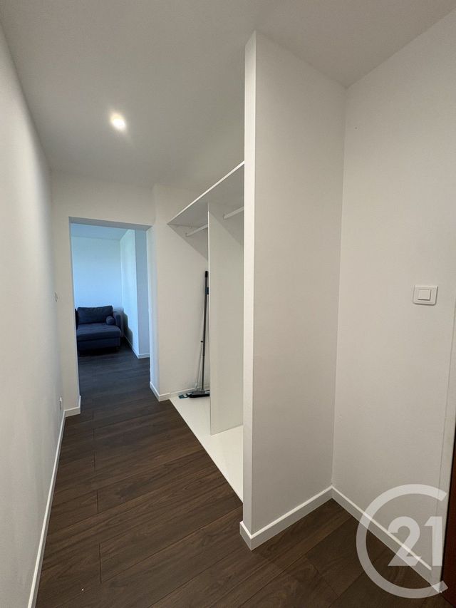 Appartement F2 à louer - 2 pièces - 40.0 m2 - METZ - 57 - LORRAINE - Century 21 Côté Est Immobilier