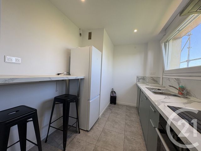 Appartement F2 à louer - 2 pièces - 40.0 m2 - METZ - 57 - LORRAINE - Century 21 Côté Est Immobilier