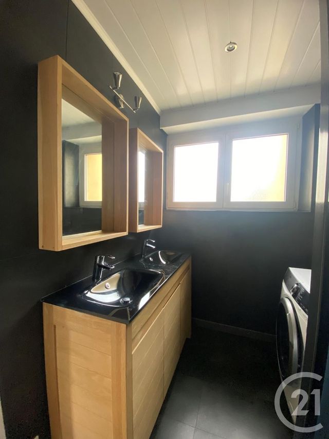Appartement F5 à louer - 5 pièces - 81.67 m2 - METZ - 57 - LORRAINE - Century 21 Côté Est Immobilier