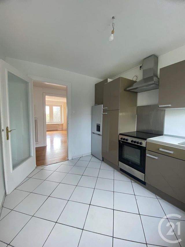 Appartement F5 à louer - 5 pièces - 81.67 m2 - METZ - 57 - LORRAINE - Century 21 Côté Est Immobilier