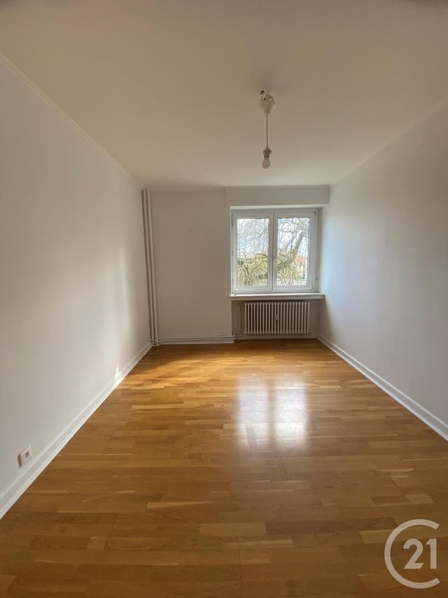 Appartement F5 à louer - 5 pièces - 81.67 m2 - METZ - 57 - LORRAINE - Century 21 Côté Est Immobilier