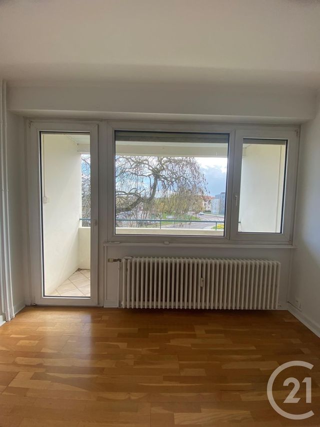 Appartement F5 à louer - 5 pièces - 81.67 m2 - METZ - 57 - LORRAINE - Century 21 Côté Est Immobilier