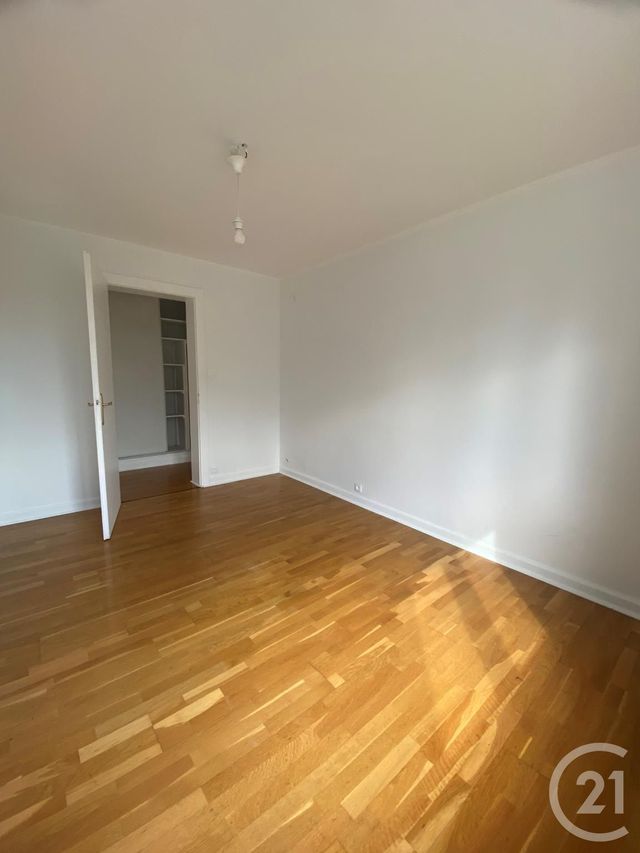 Appartement F5 à louer - 5 pièces - 81.67 m2 - METZ - 57 - LORRAINE - Century 21 Côté Est Immobilier