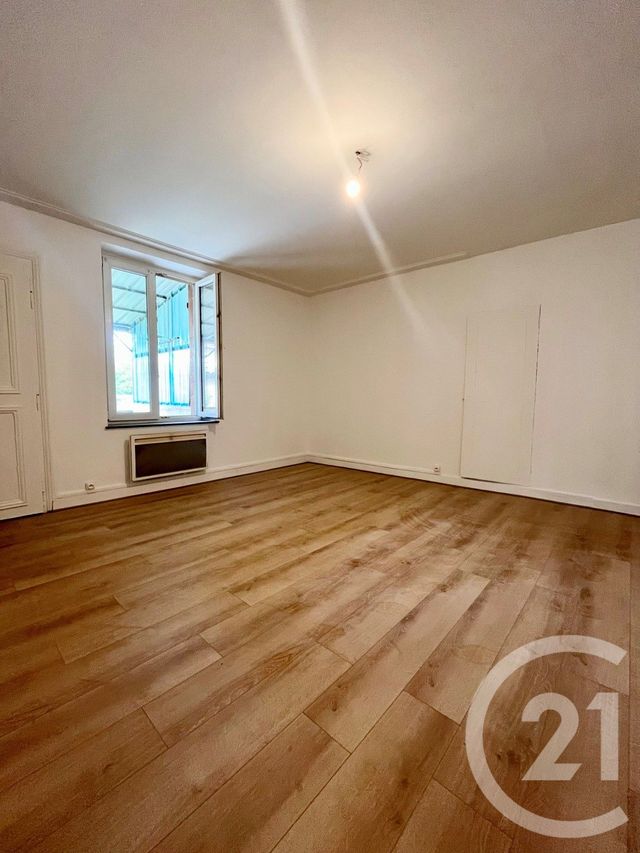 Appartement F2 à louer - 2 pièces - 55.12 m2 - JARNY - 54 - LORRAINE - Century 21 Côté Est Immobilier