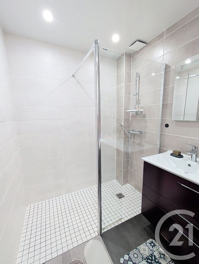 Appartement F4 à vendre - 5 pièces - 91.64 m2 - MONTIGNY LES METZ - 57 - LORRAINE - Century 21 Côté Est Immobilier
